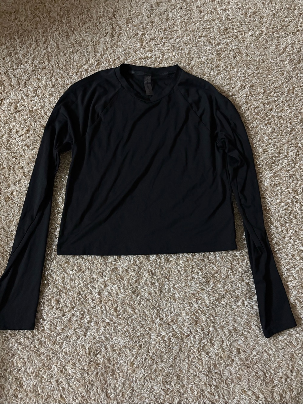 TnAction Black Long Sleeve Athletic Top